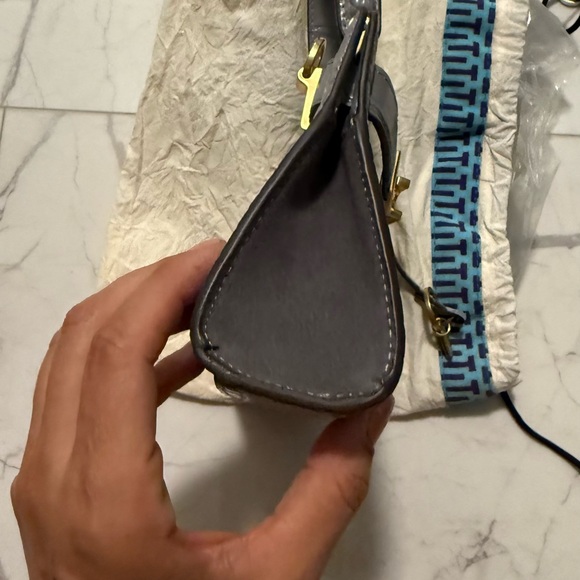 Tory Burch Lee Radziwill embossed croc grey mini bag - Picture 7 of 8